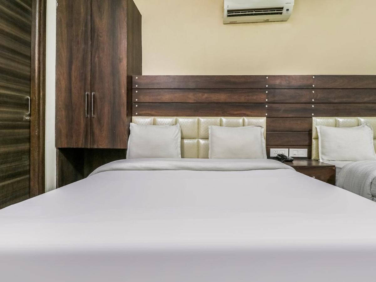 Oyo 1977 Hotel Grand Galaxy Amritsar Bagian luar foto