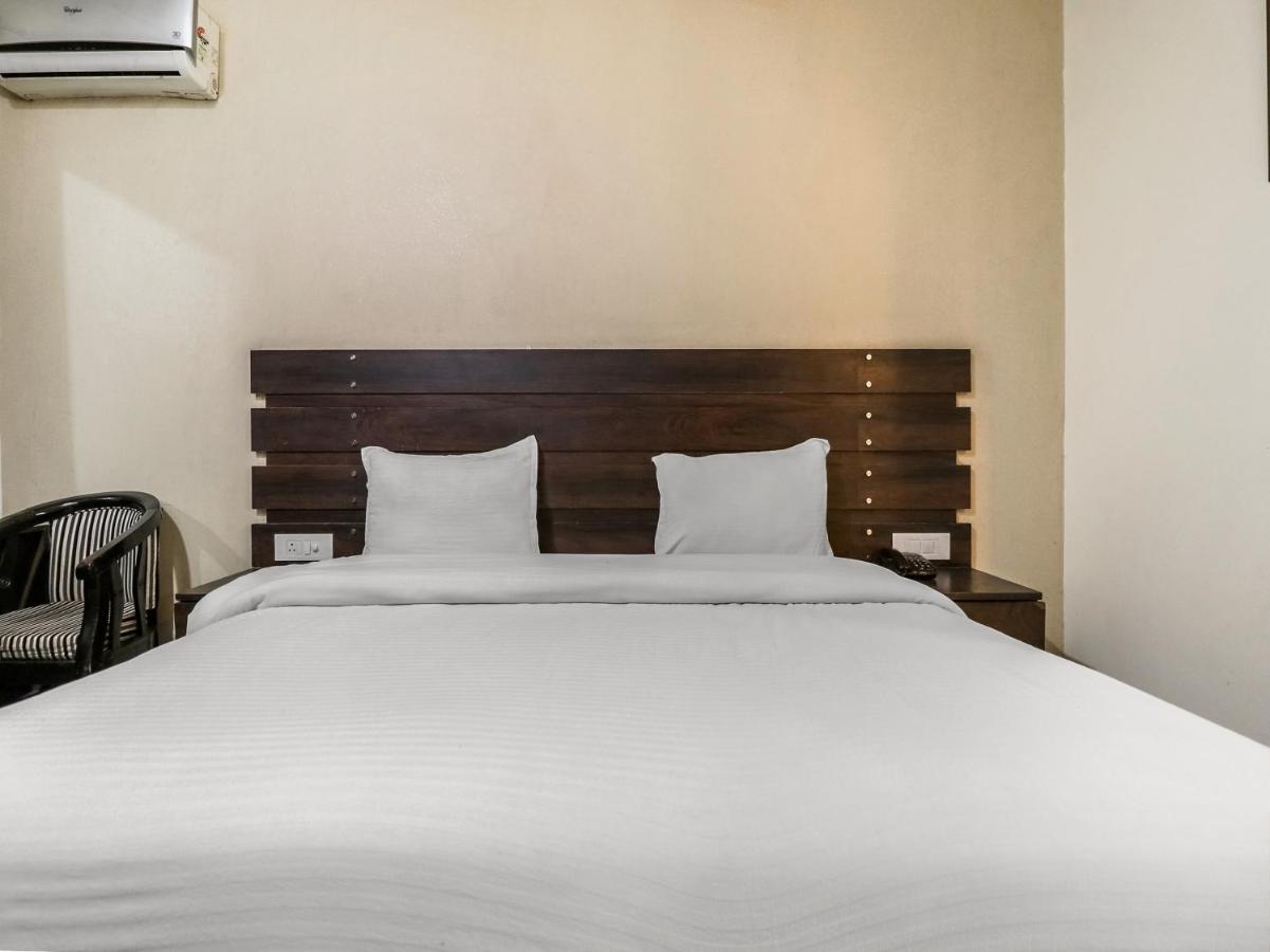 Oyo 1977 Hotel Grand Galaxy Amritsar Bagian luar foto