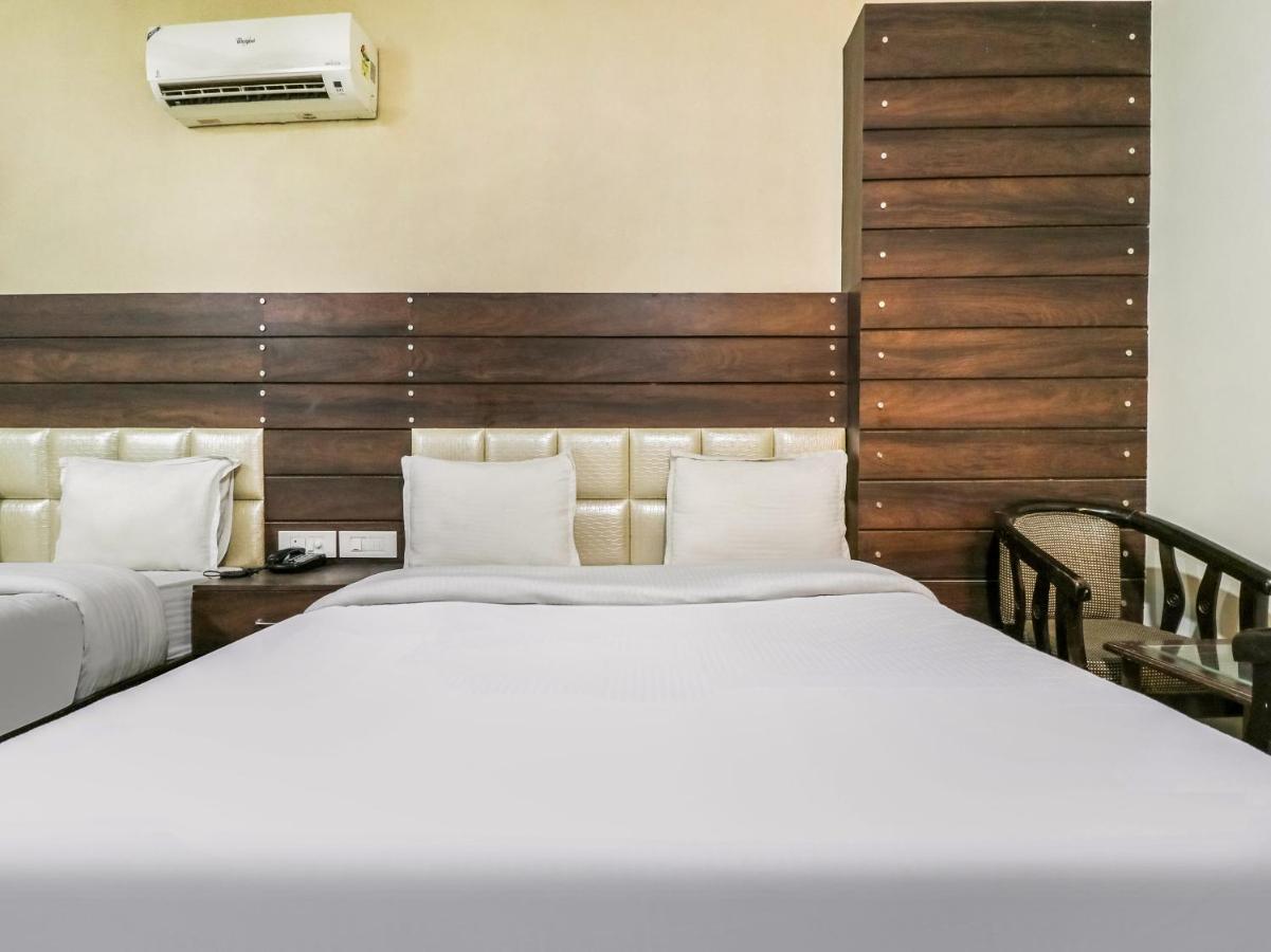 Oyo 1977 Hotel Grand Galaxy Amritsar Bagian luar foto
